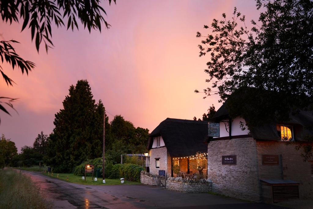 Artist Residence Oxfordshire - Resim 3