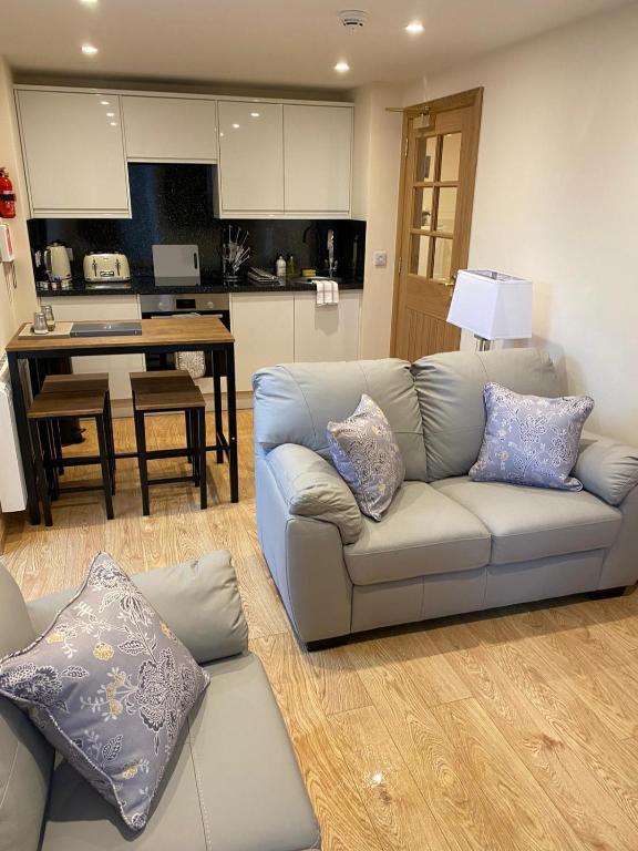Waverley Inn Holiday Apartments - 