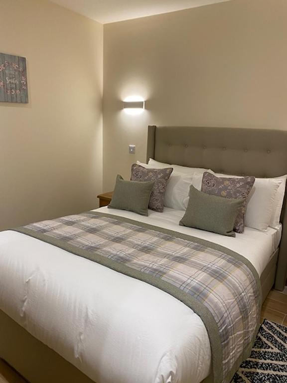 Waverley Inn Holiday Apartments - 