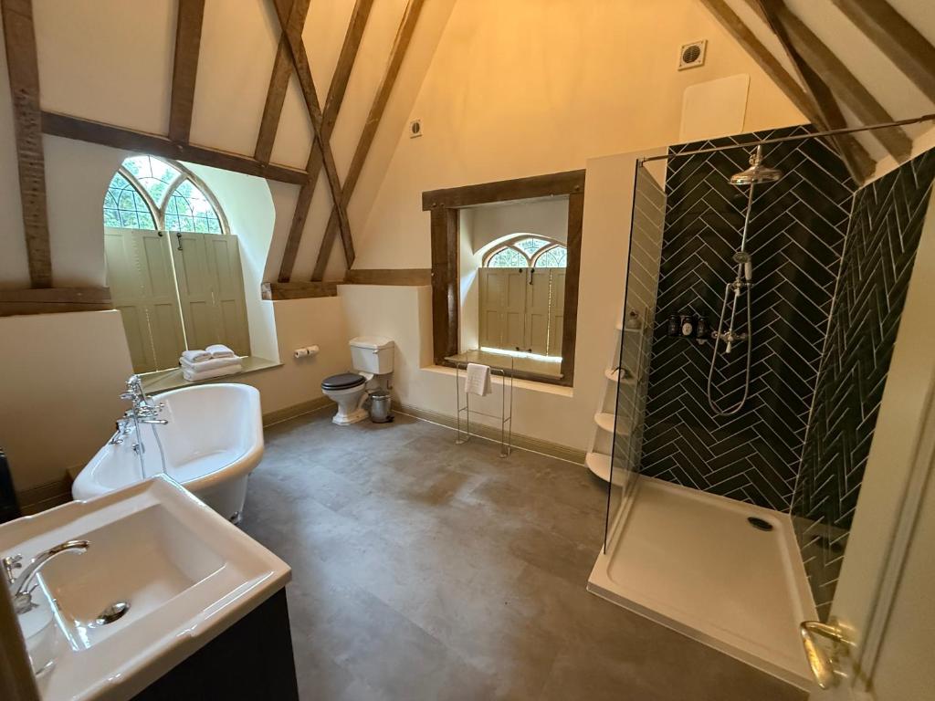 Broome Park Hotel - 