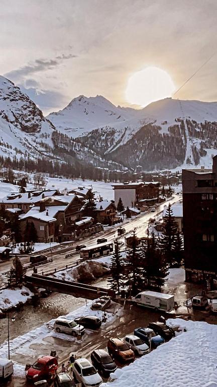 Ski-In Ski-Out Cozy Cabin 1 min lift 5 min village center Perfect Val-d'Isère base – photo 17
