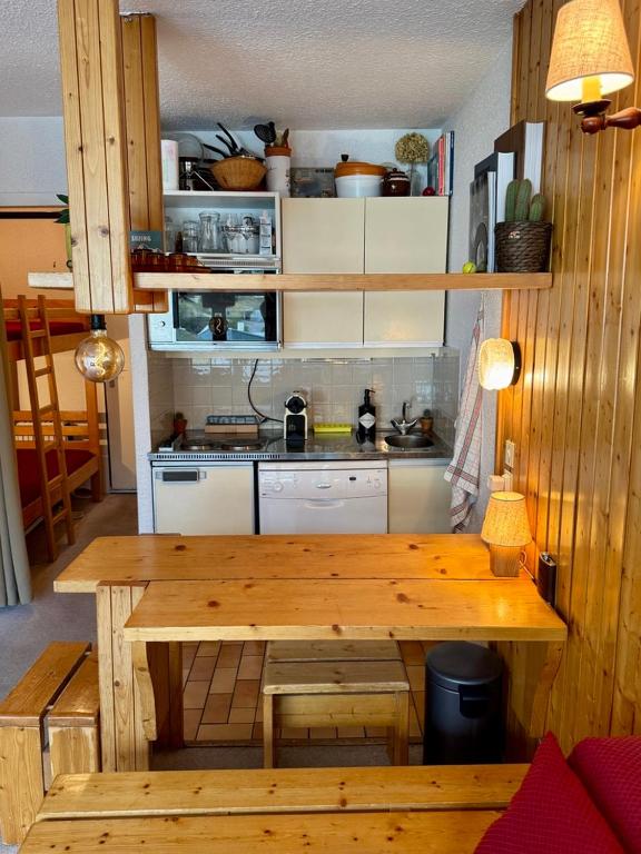 Ski-In Ski-Out Cozy Cabin 1 min lift 5 min village center Perfect Val-d'Isère base – photo 19