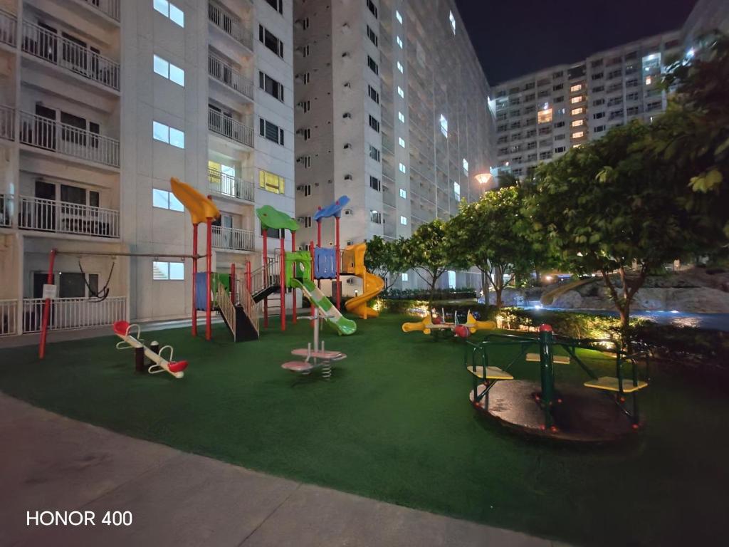 Herní místnost nebo prostor pro děti v ubytování Jessy's Suites