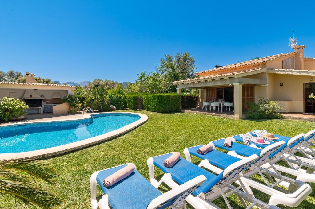 Cuxach Can Paco by Sealand Villas