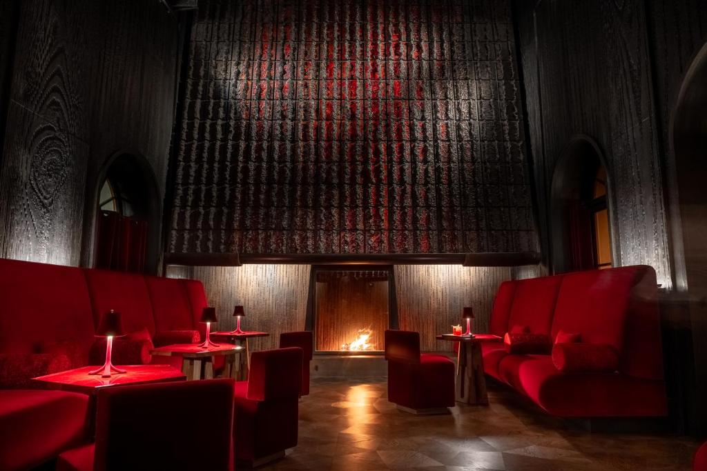 Grand Hotel LES TROIS ROIS - Resim 39