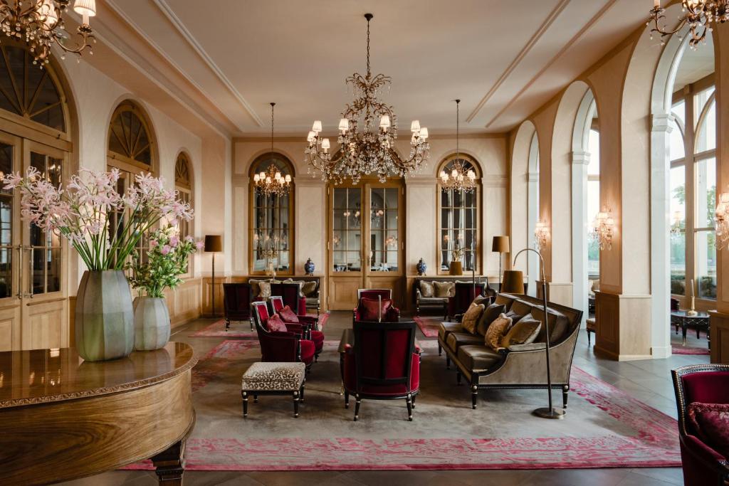 Grand Hotel LES TROIS ROIS - Resim 38