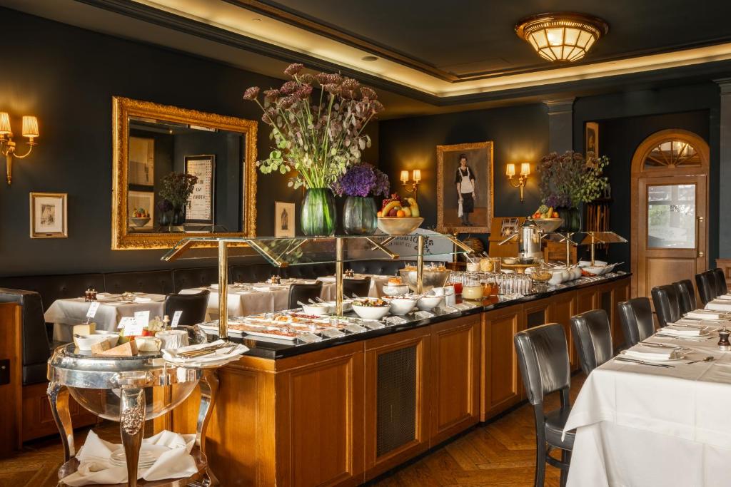 Grand Hotel LES TROIS ROIS - Resim 3