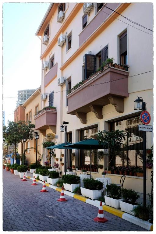 Hotel Nais - Imazhi 5