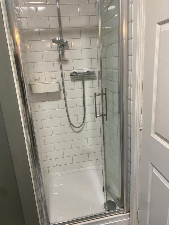 Excellent Central Location Apt 2 R2 - Resim 3