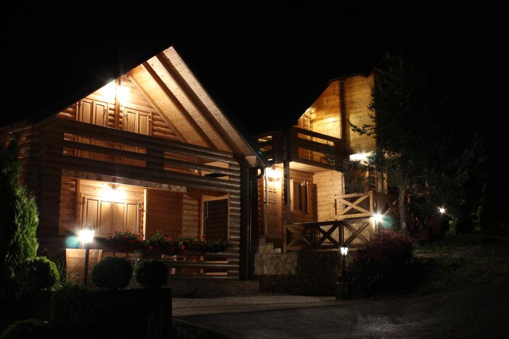 Villa Natural Wood - Two-Bedroom Chalet With Terrace And Patio