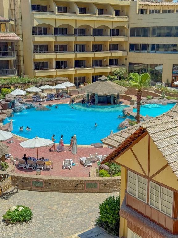 Sundlaugin á Amarante Pyramids Hotel eða í nágrenninu