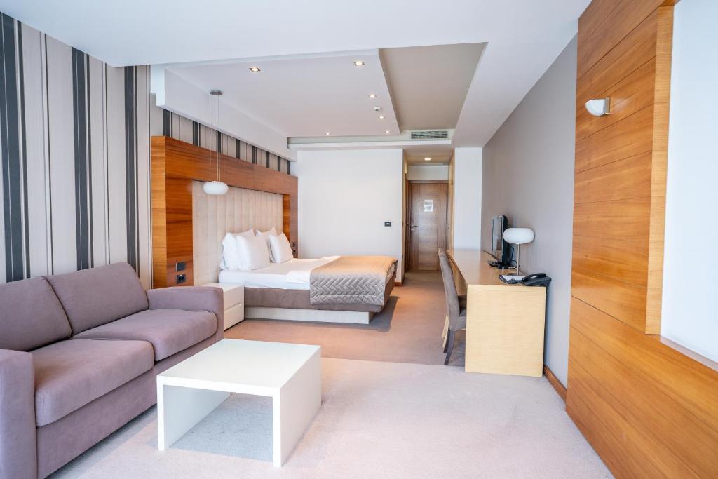 Garni Hotel Centar - Resim 38