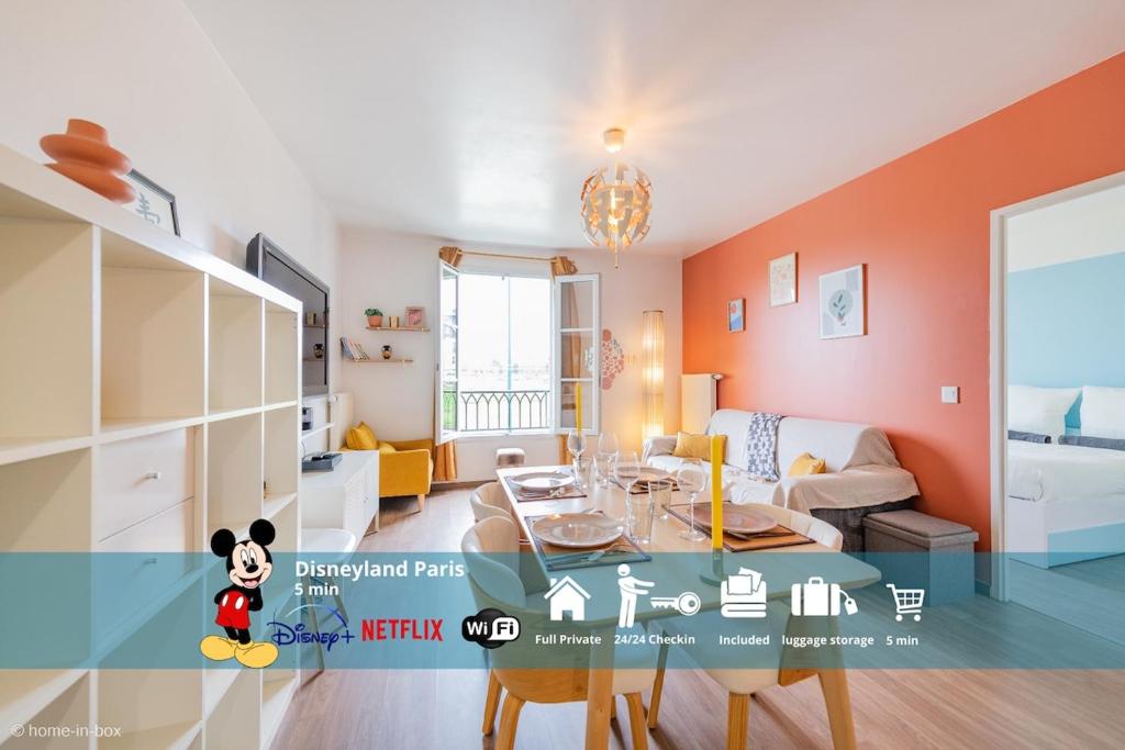 a room with a dining table and a living room at Le Rangiroa, 4 people, 5 min to Disneyland Paris in Marne-la-Vallée