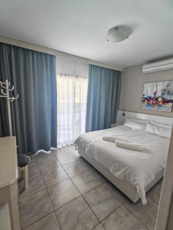 Club Excelsior II - 17