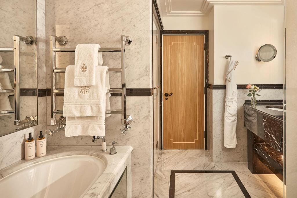 Claridge's, Maybourne photo