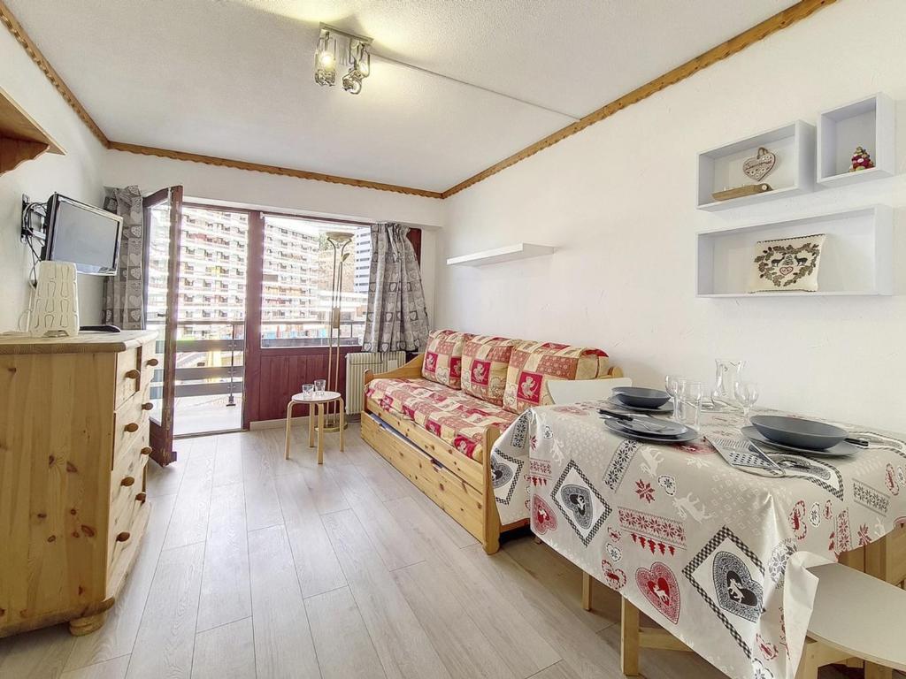 Studio confortable aux Menuires avec balcon, skis aux pieds - FR-1-344-1072
