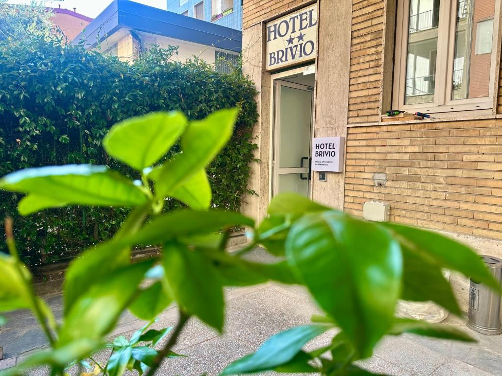 Hotel Brivio - Resim 41