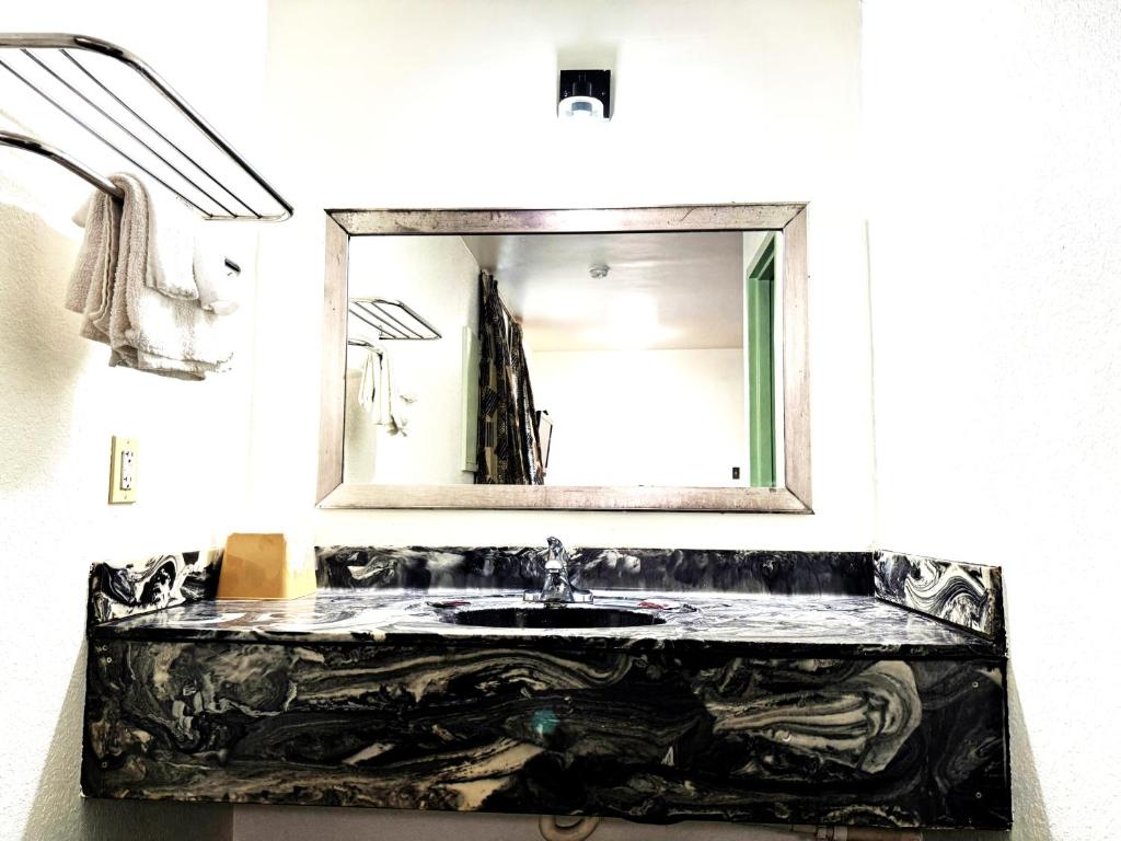Southern Comfort Motel photo