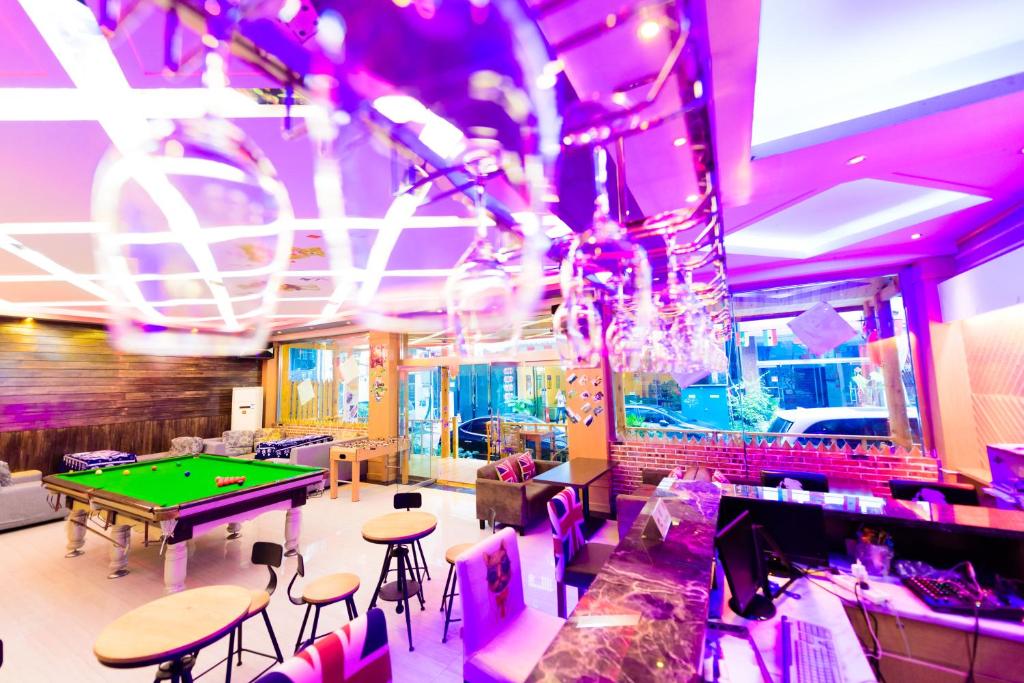 Mount Emei Teddy Bear Hotel玩具熊酒店 - Letto In Camera Da Dormitorio Misto A 6 Letti