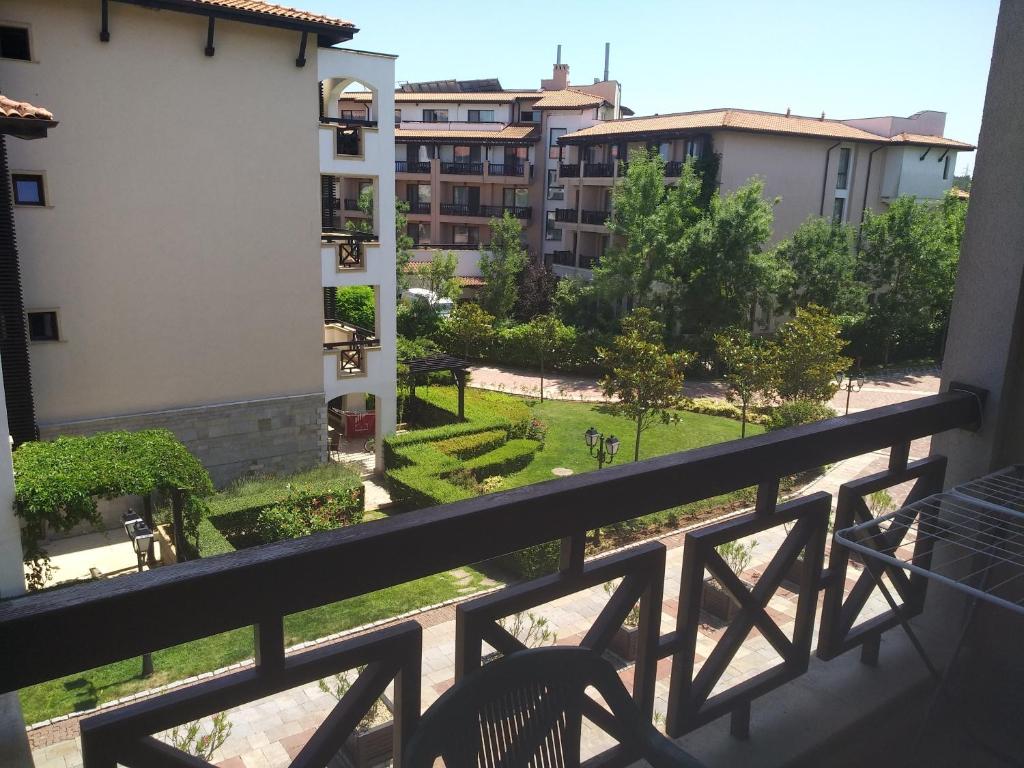 Gallery image of Oasis Beach Lozenets 1 bed in Lozenets