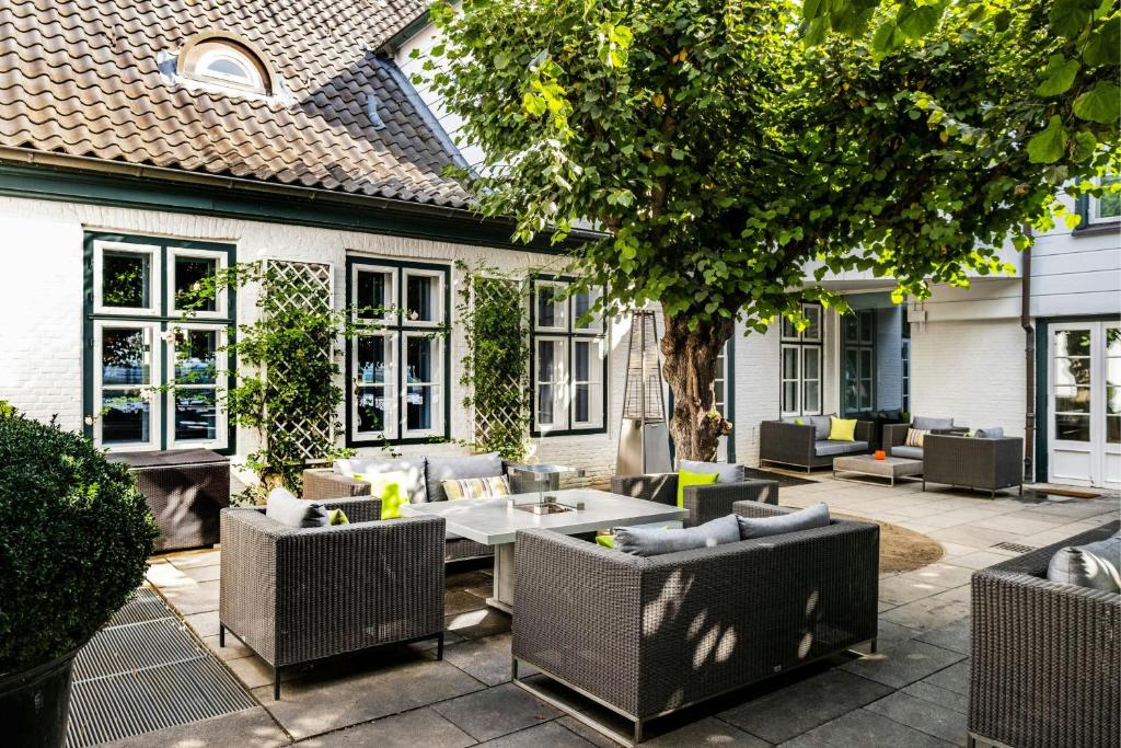 Louis C Jacob, Hamburg, Autograph Collection - Resim 30