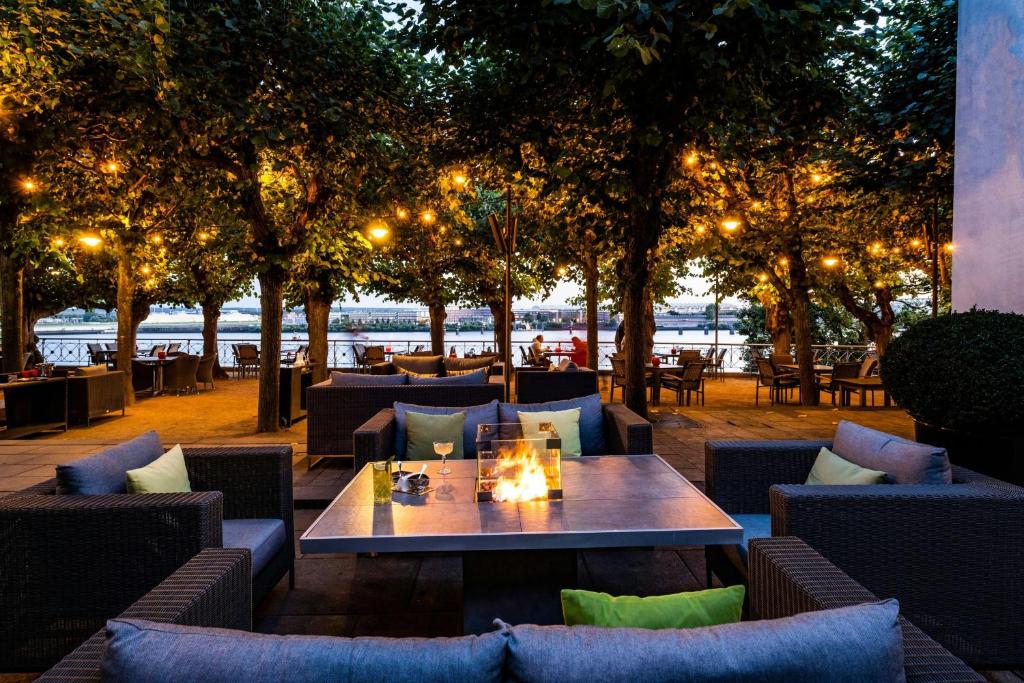 Louis C Jacob, Hamburg, Autograph Collection - Resim 32