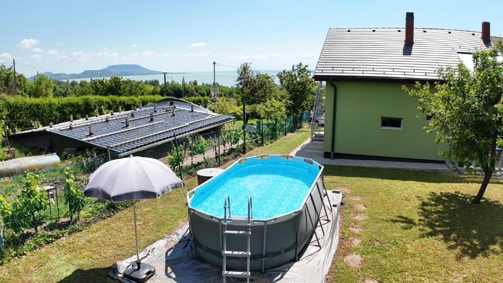 Πισίνα στο ή κοντά στο no 109 Holiday house Beautiful View with pool