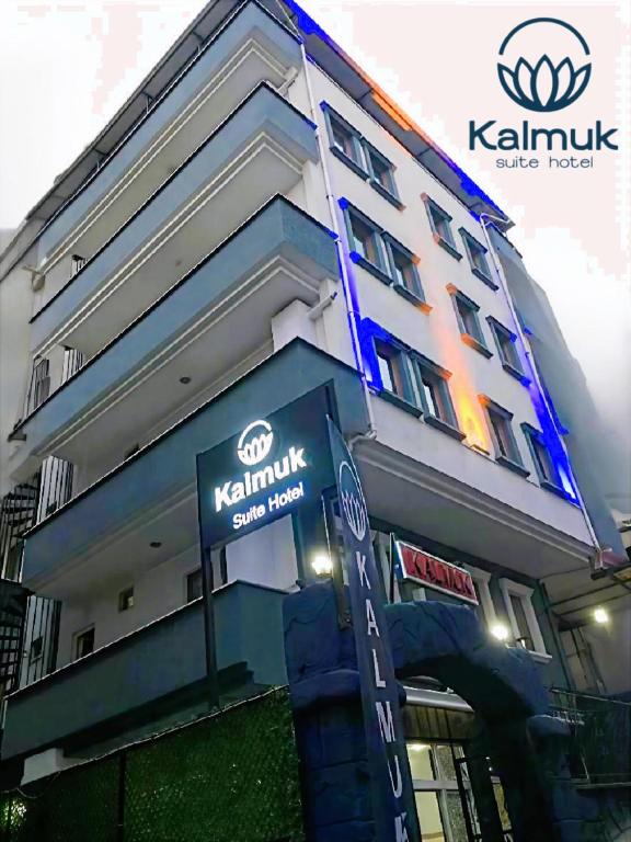 Gallery image of KALMUK SUIT in Trabzon