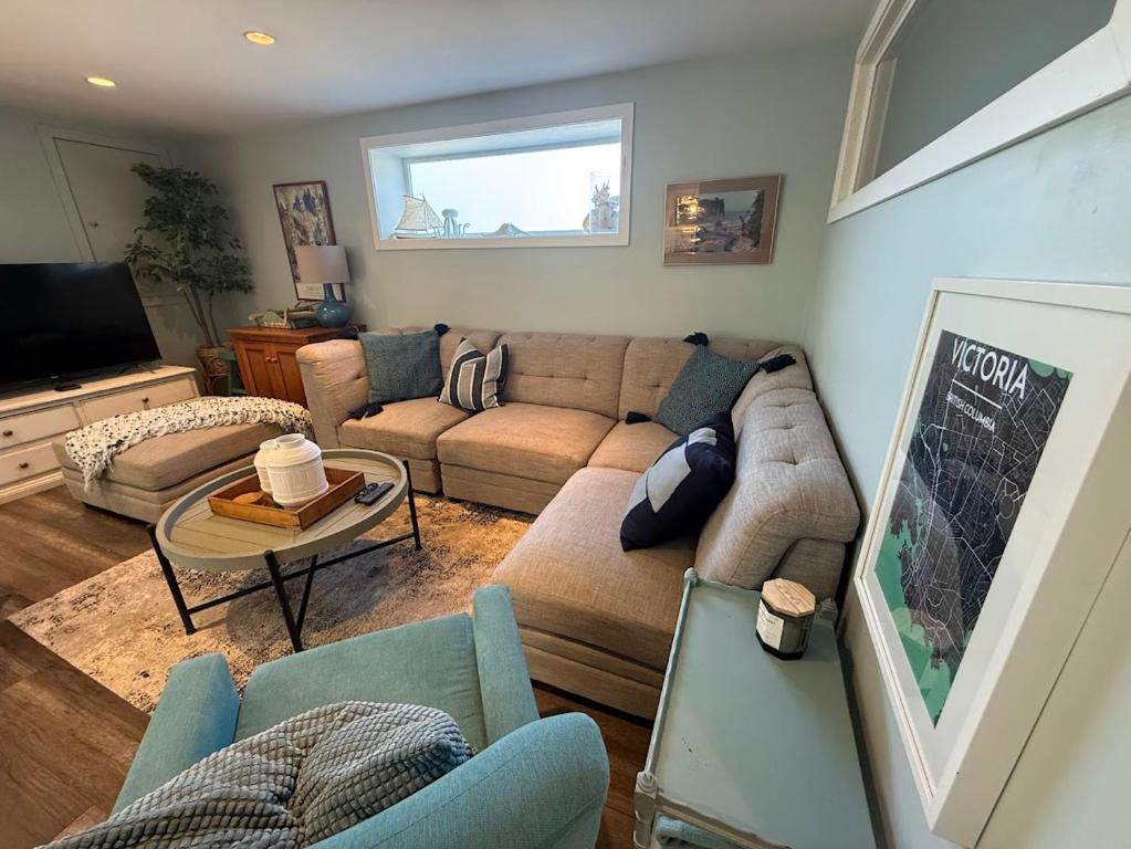 Et opholdsområde på Parkside Family Apartment at Horner Park