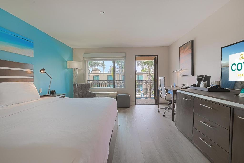 The Cove Hotel - 