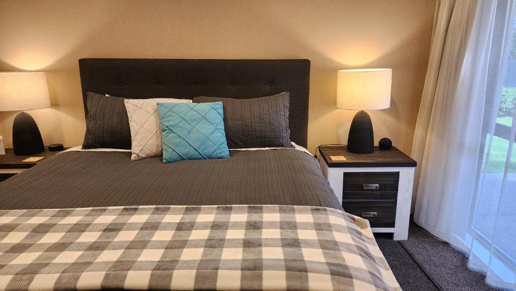 Huntington Honey - Resim 26