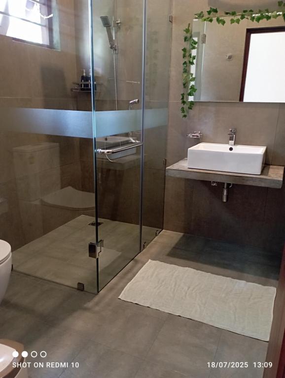 The Ritz Hikkaduwa - 5