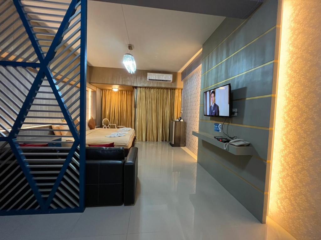 The Iconic Hotel Ranong - 16