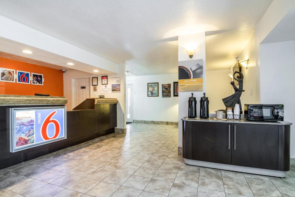 Fotografie z fotogalerie ubytování Motel 6 Glendale Phoenix v destinaci Glendale