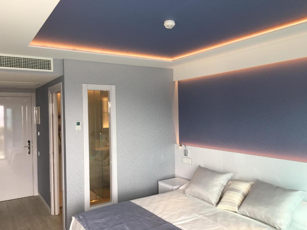 Masd Mediterraneo Hotel Apartamentos Spa - Double Room With Balcony And Sea View