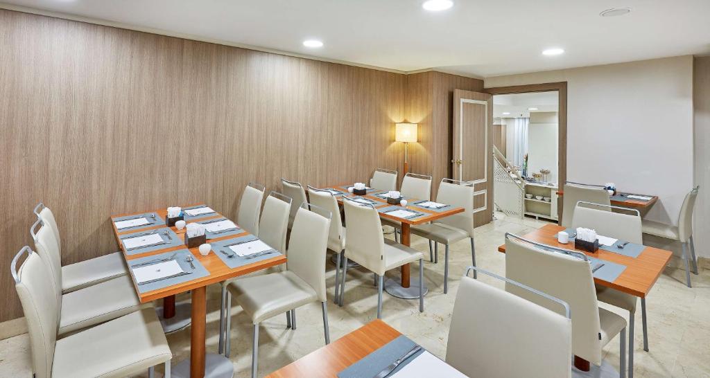 NH Valencia Las Ciencias - Resim 33