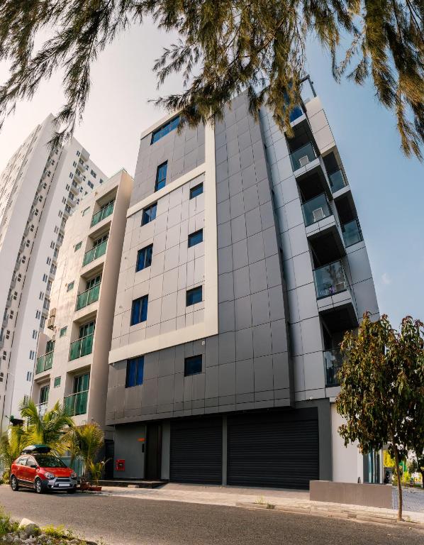 لابی و فضای عمومی Lazzlla1BR Beachfront Oceanfront Apartment - تصویر ۵