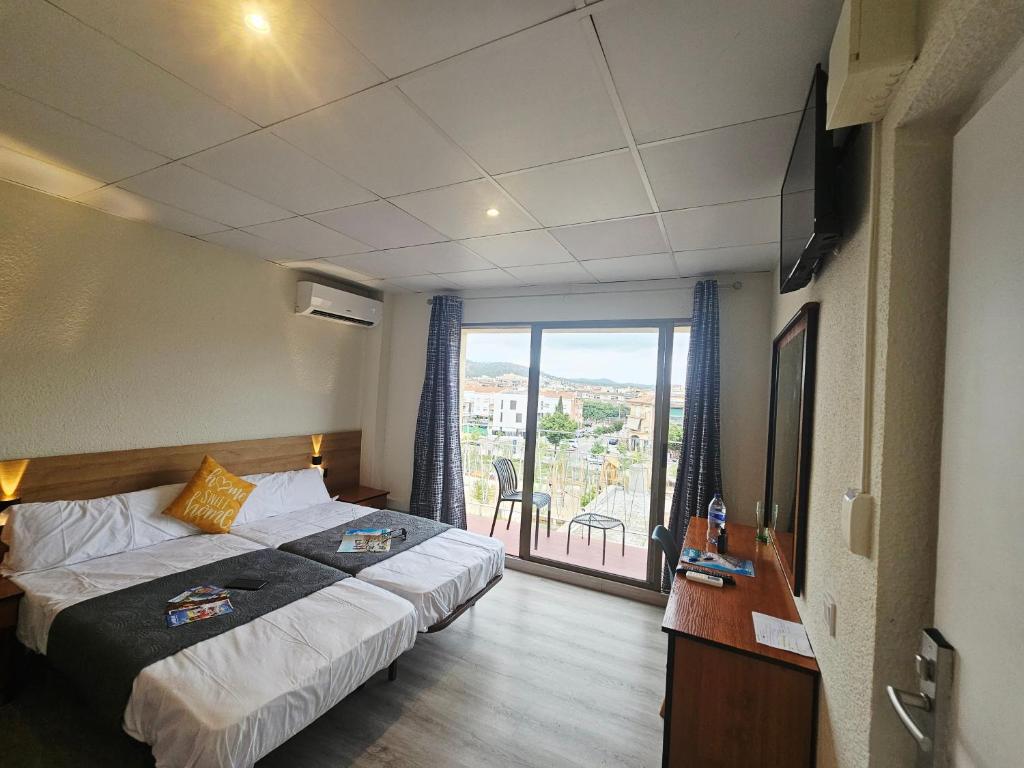 Hotel Mar i Sol - Deluxe Double Room With Bath