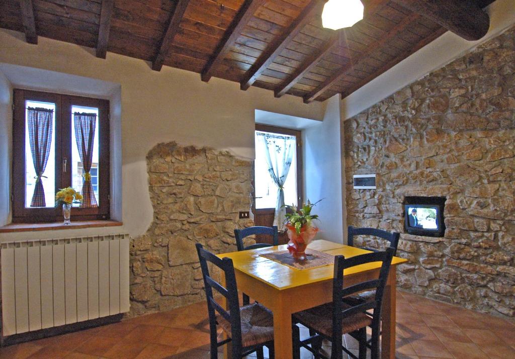 TV a/nebo společenská místnost v ubytování Agriturismo Summer