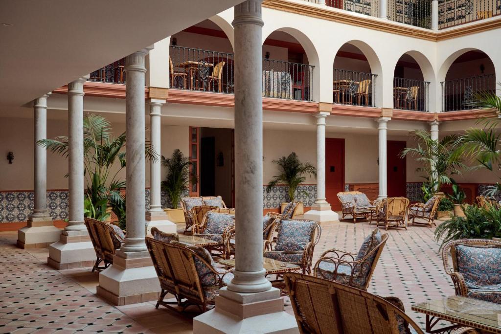 Cristine Bedfor Sevilla Boutique Hotel - Resim 3