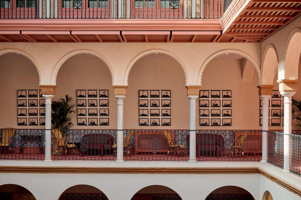 Cristine Bedfor Sevilla Boutique Hotel - Resim 35