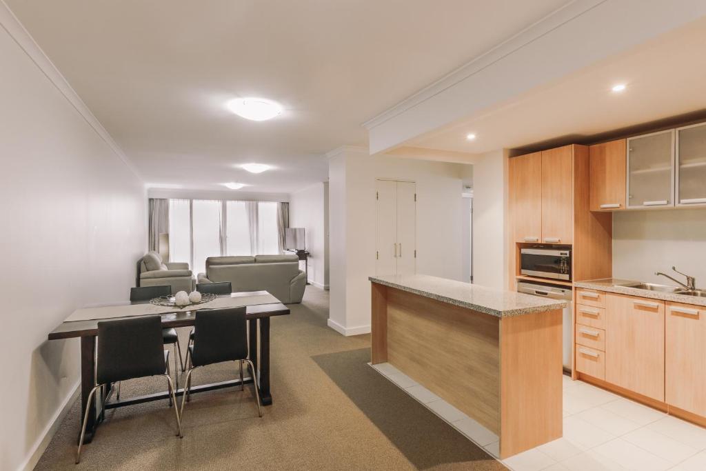 Newcastle Central Plaza Apartment Hotel Official - Resim 25