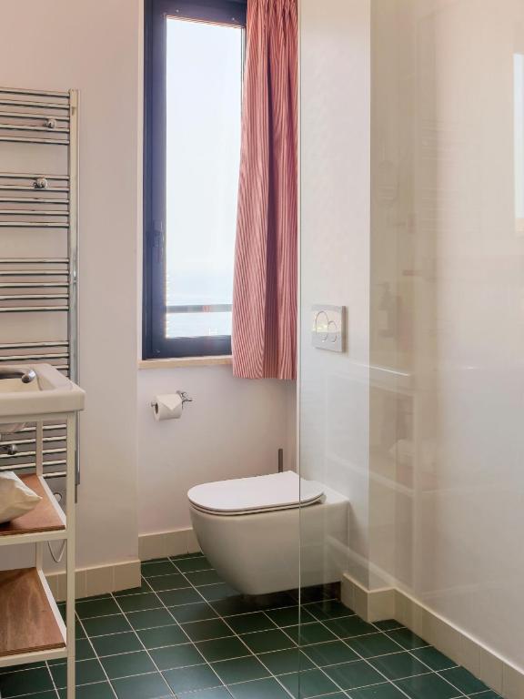 Alfred Hotels Monaco - Hôtel avec rooftop - Dreibettzimmer