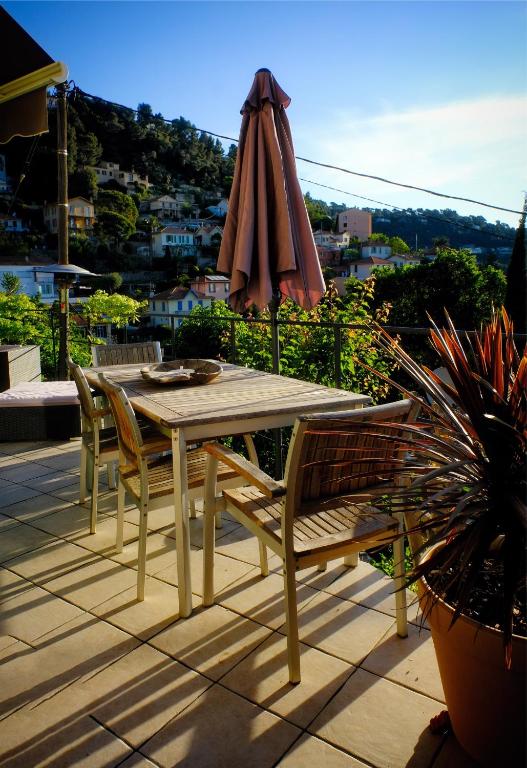Nespecifikovaný výhled na hory nebo výhled na hory při pohledu z bed and breakfast