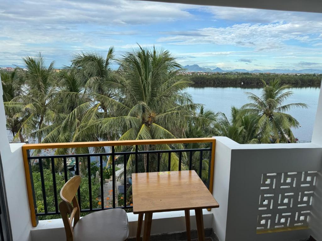 Coral Riverside Homestay & Hostel - 16