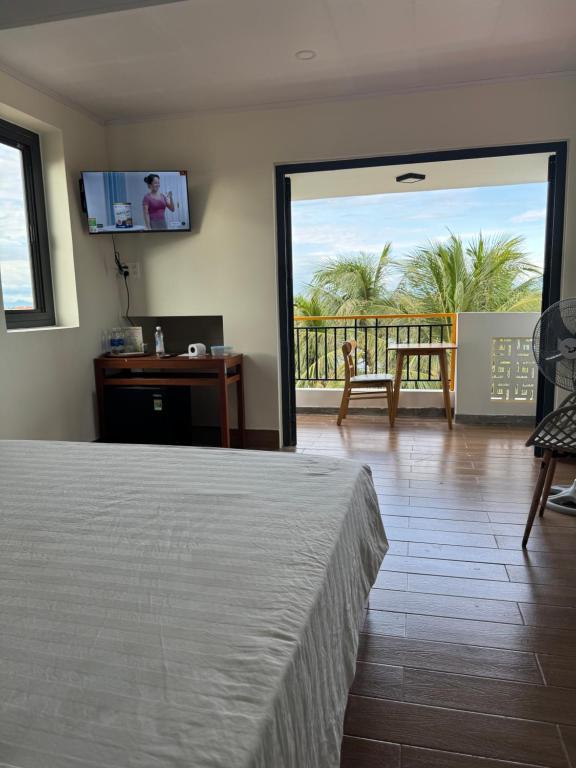 Coral Riverside Homestay & Hostel - 9