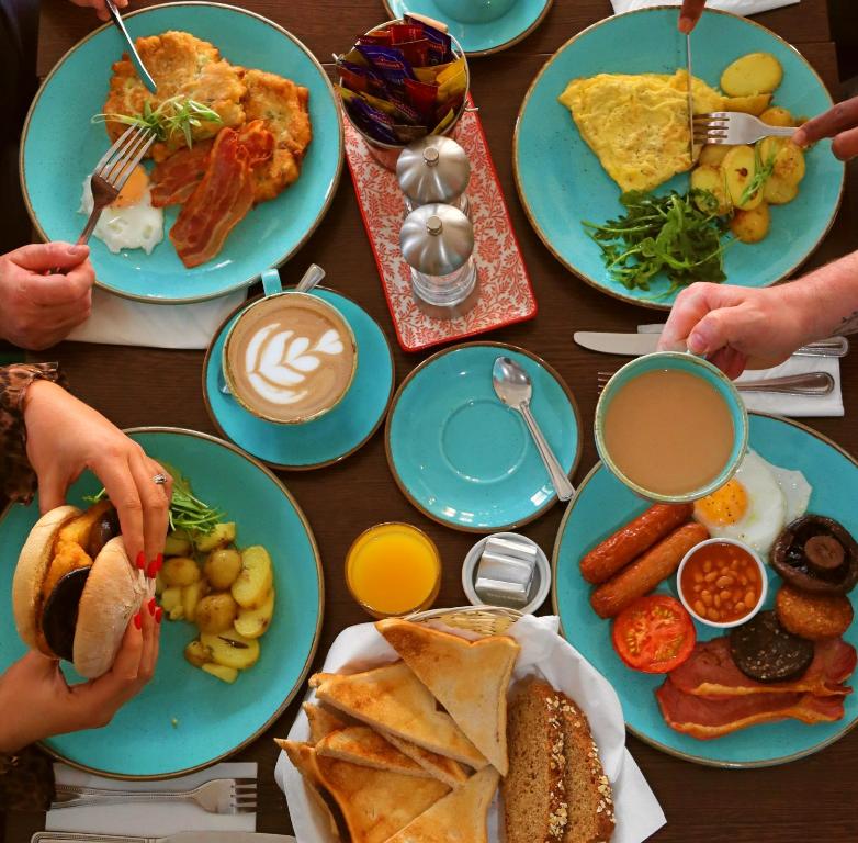 Jídlo v hotelu nebo okolí