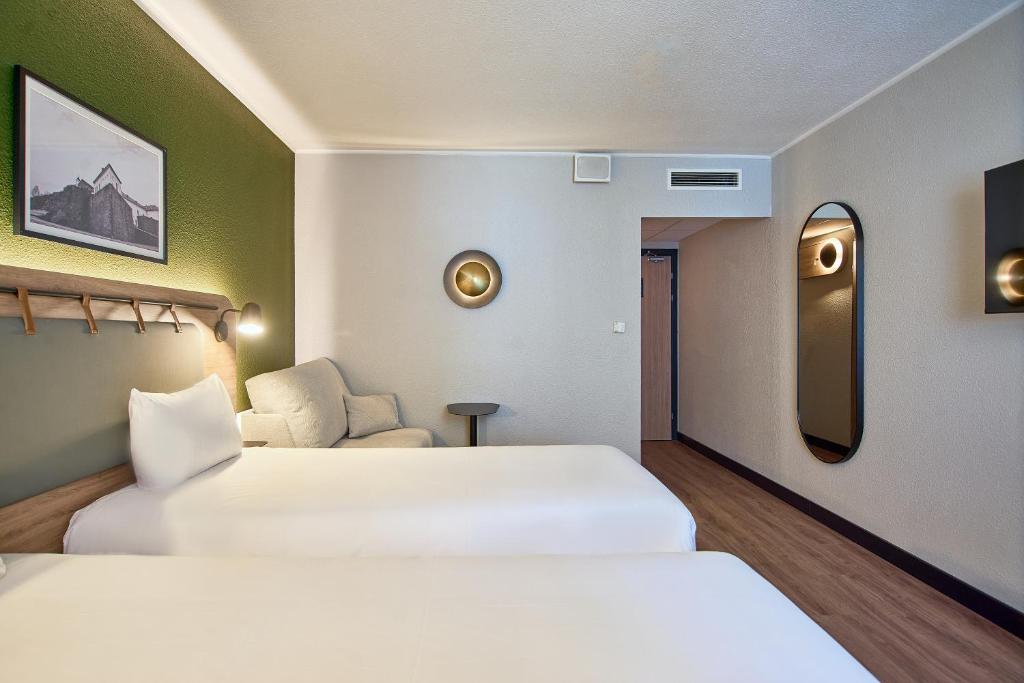 CAMPANILE PRIME Krakow Old Town - Resim 33