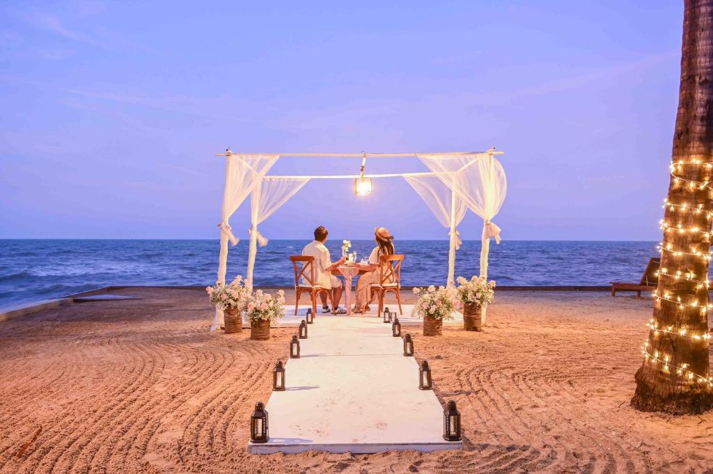 Anantara Hua Hin Resort - 4