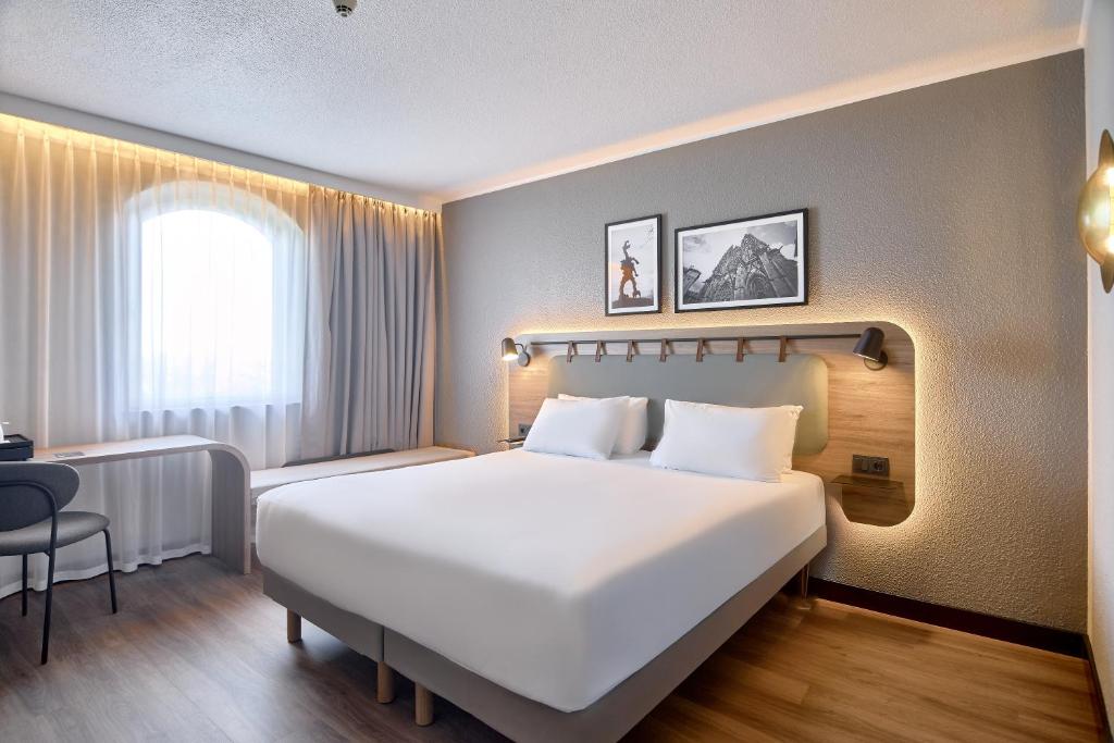 CAMPANILE PRIME Krakow Old Town - Resim 36